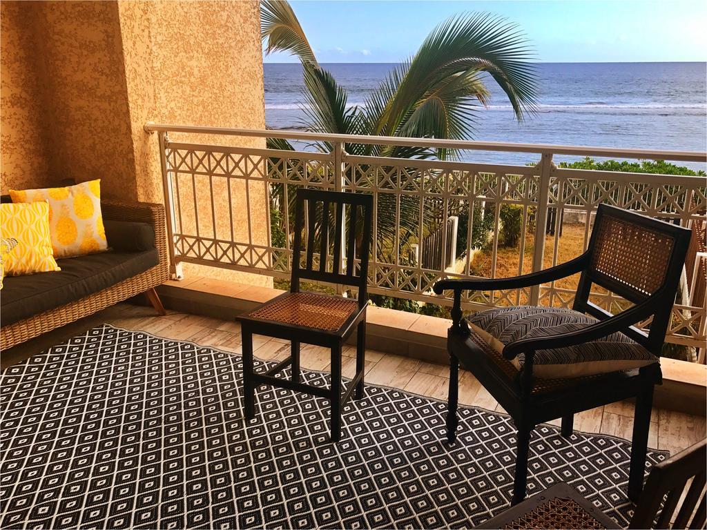 Le Petrel Blanc - Appartement Sur La Plage De La Souris Blanche Trois Bassins Exteriör bild